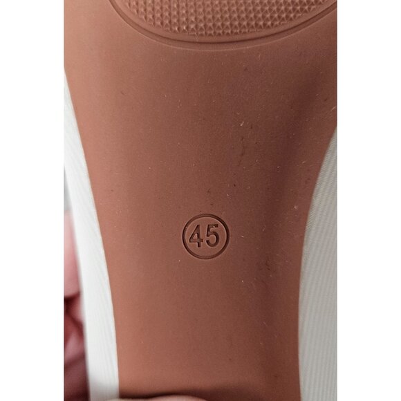 Elegant Womens Size 11 VenusCelia Pointed Toe Pumps Stiletto Gold Curved Heels - Picture 10 of 12